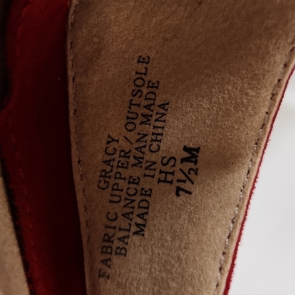 New Adrienne Vittadini Gracy Red Leather Embellished Stiletto Sandal Size 7.5M - Picture 11 of 11